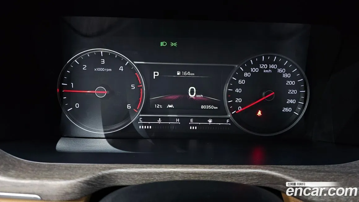 Kia Sorento — фото 8