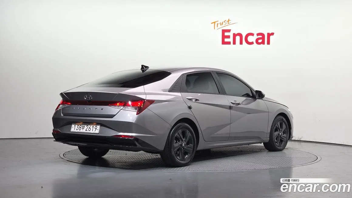 Hyundai AVANTE — фото 2