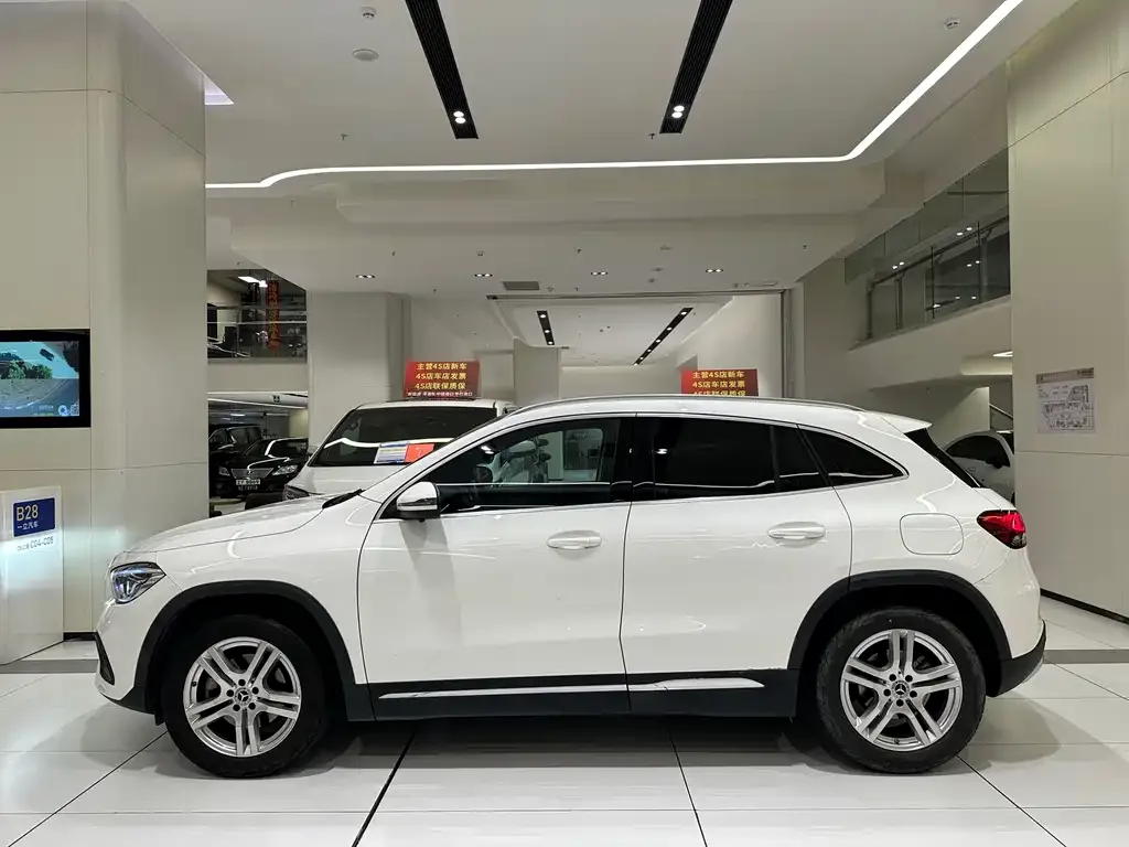 Mercedes-Benz GLA — фото 2