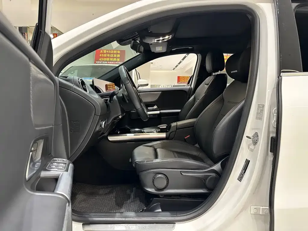 Mercedes-Benz GLA — фото 5