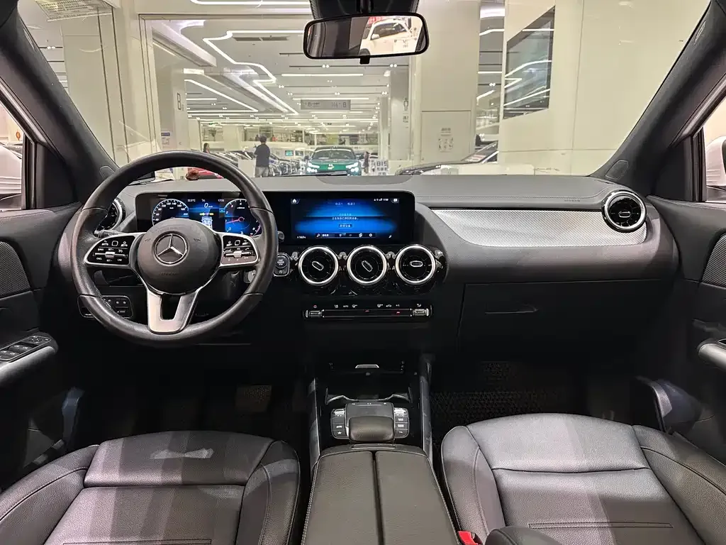 Mercedes-Benz GLA — фото 9