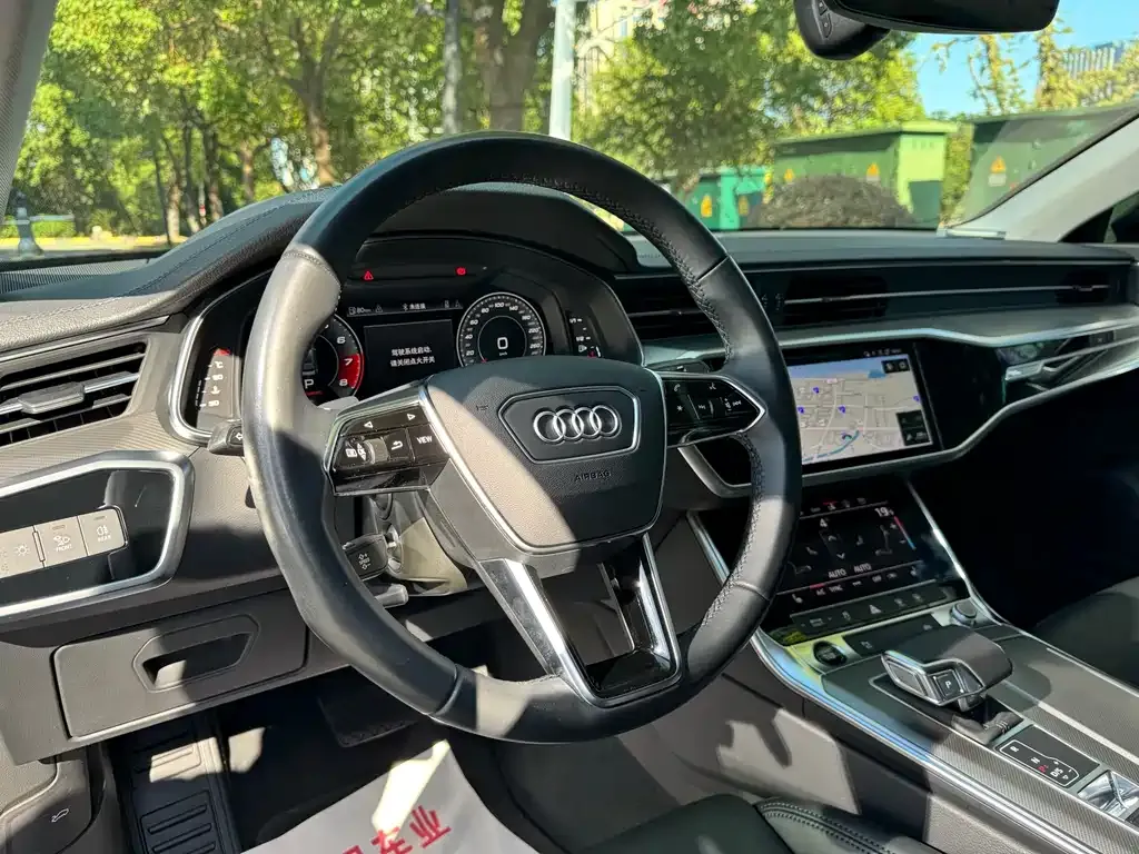 Audi A7 — фото 7