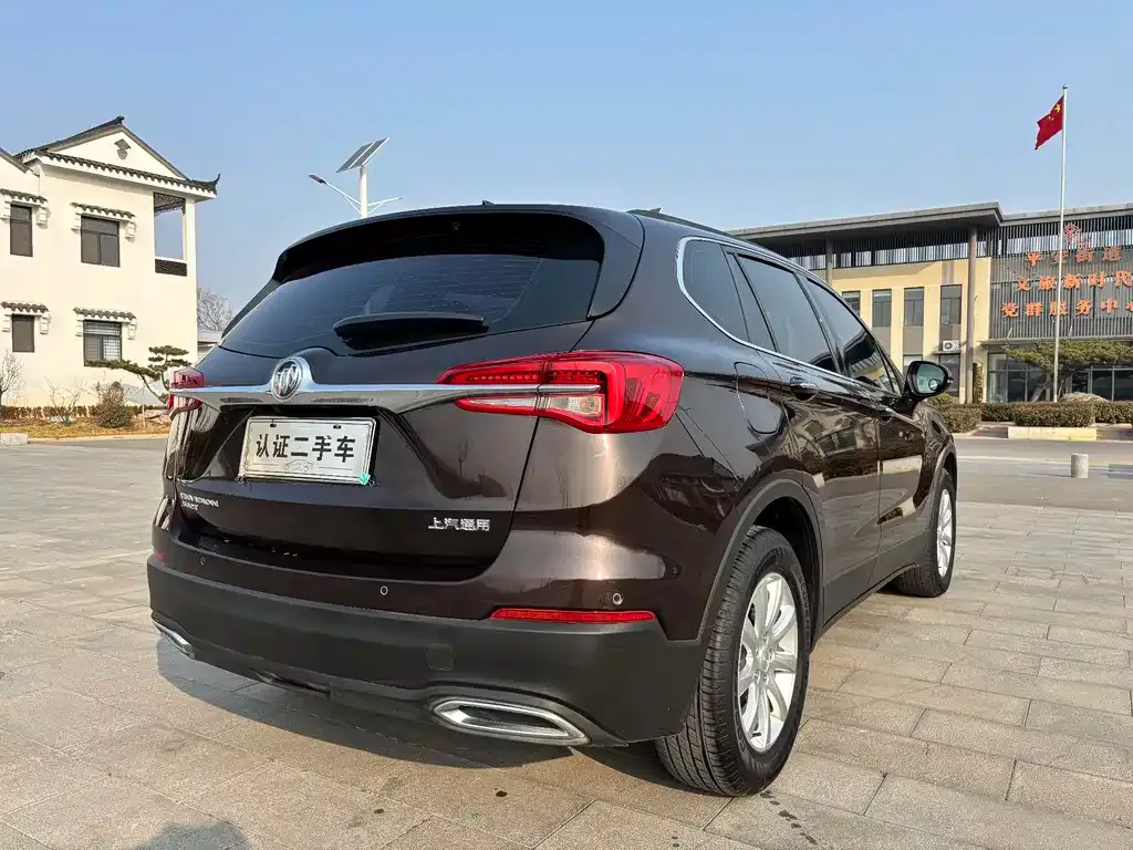 Buick Envision Plus — фото 5