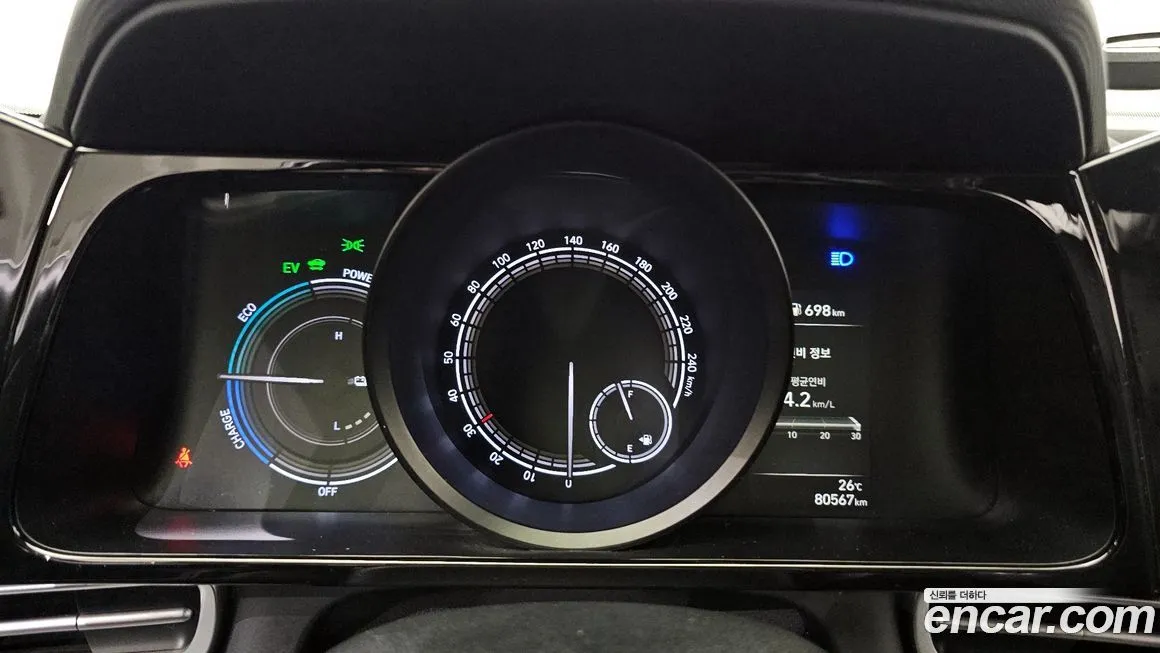 Hyundai AVANTE — фото 8