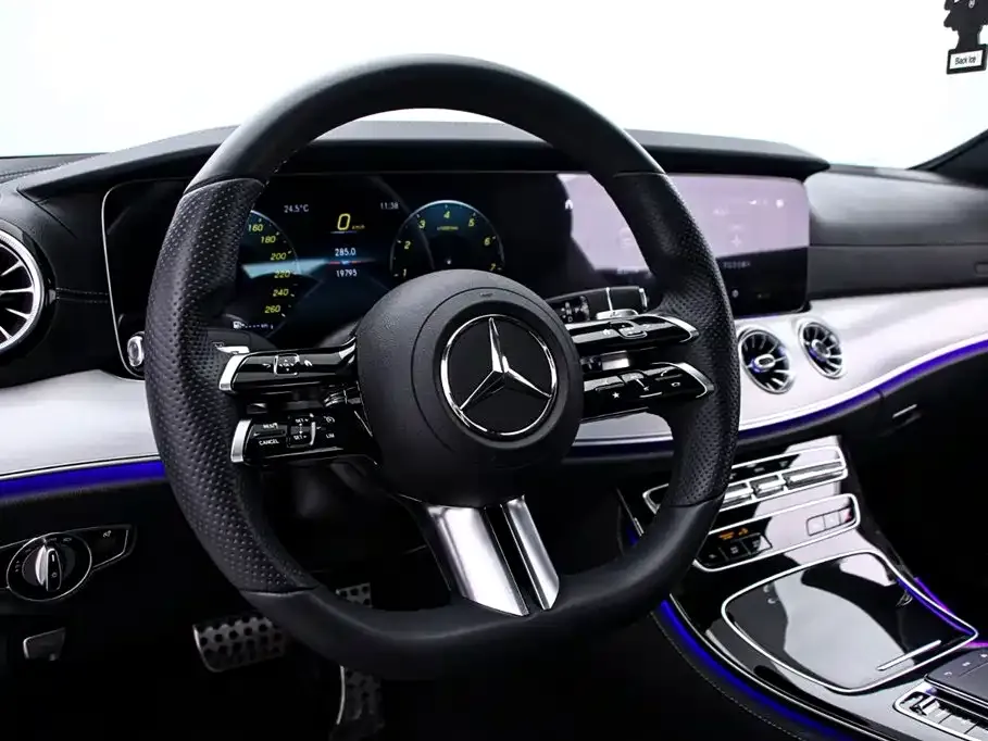Mercedes-Benz E-Class (Import) — фото 7