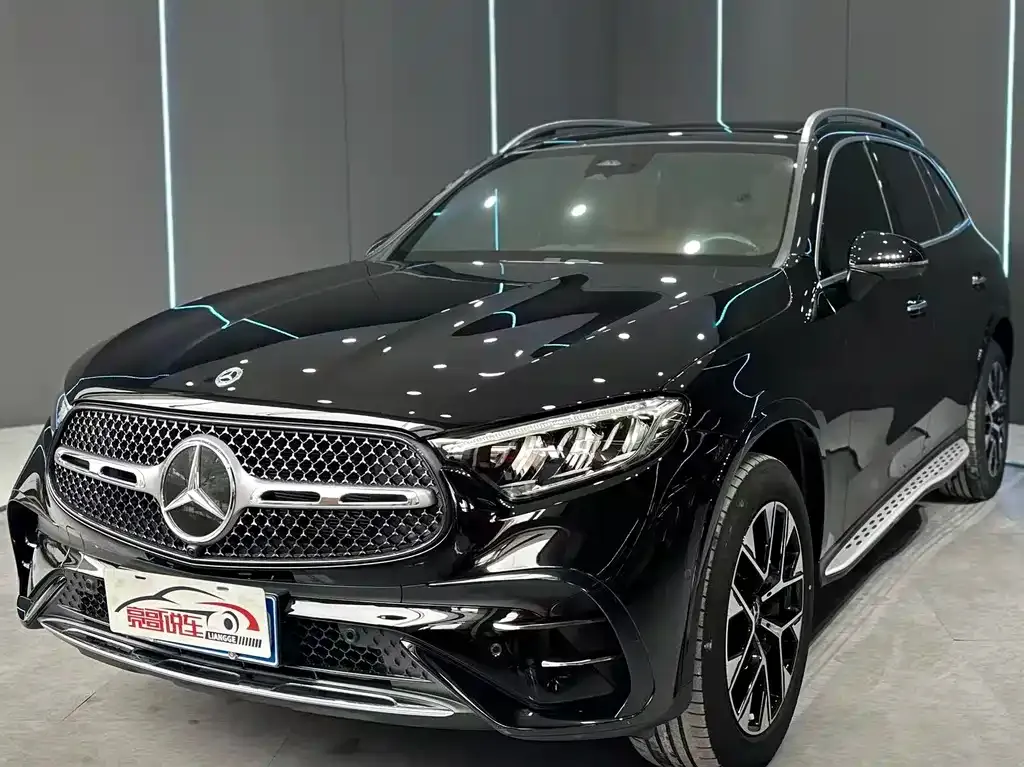 Mercedes-Benz GLC — фото 1