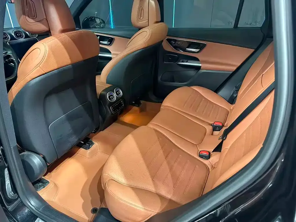 Mercedes-Benz GLC — фото 10