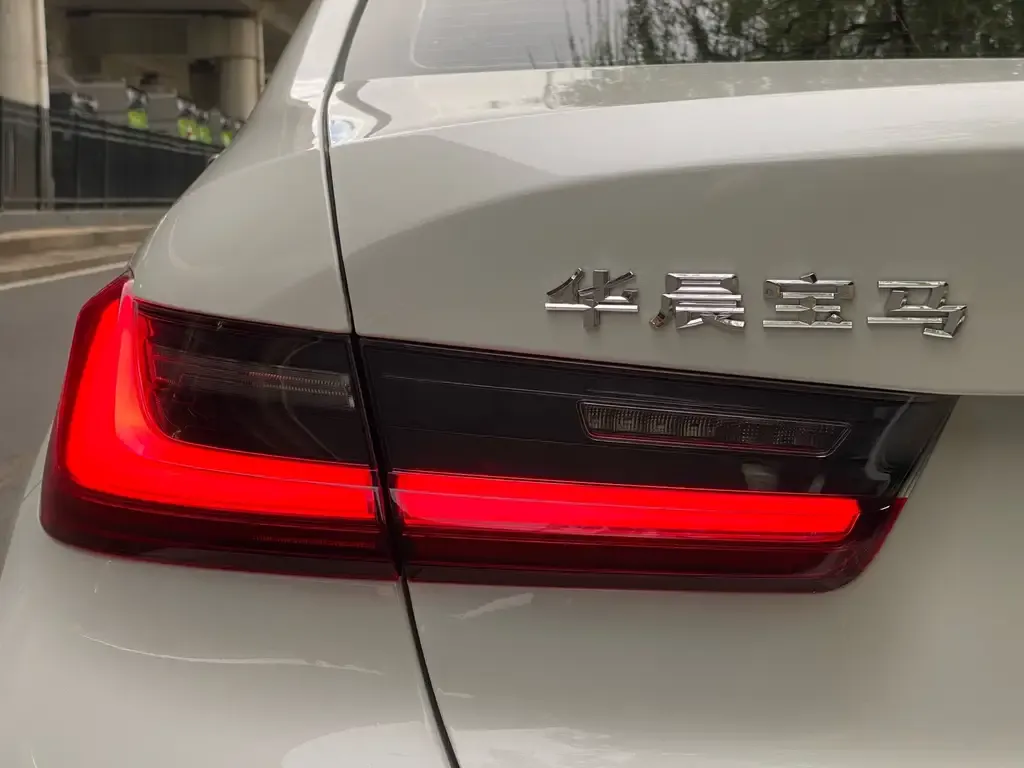BMW 3 Series — фото 10