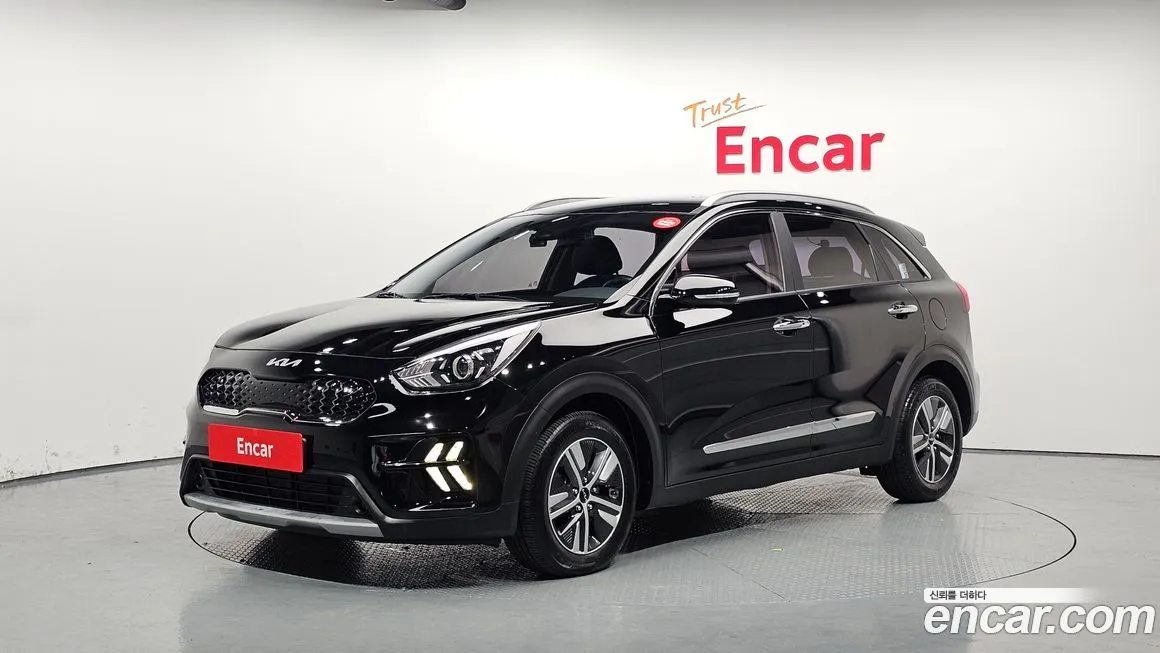 Kia Niro — фото 1