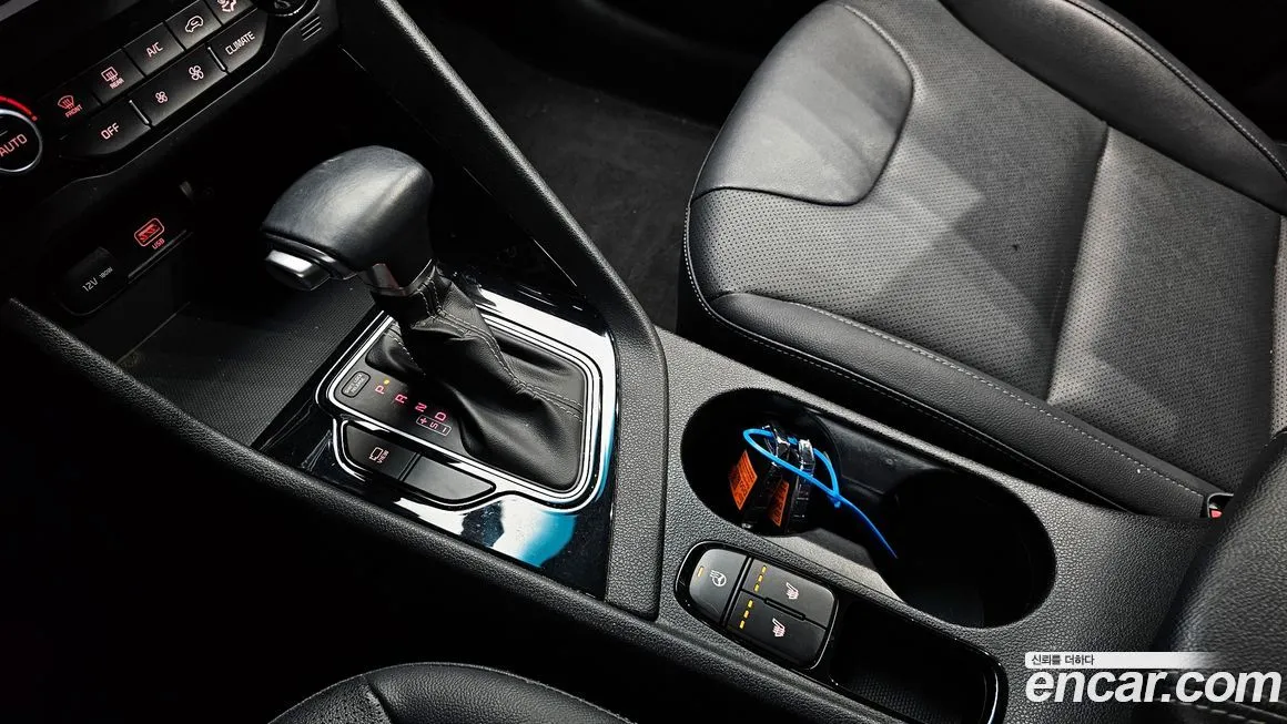 Kia Niro — фото 9