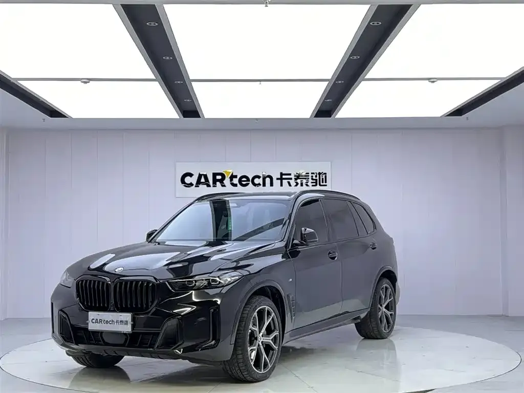 BMW X5 — фото 1