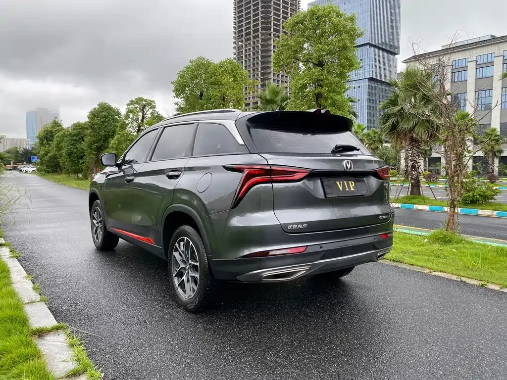 Changan CS75 PLUS — фото 6
