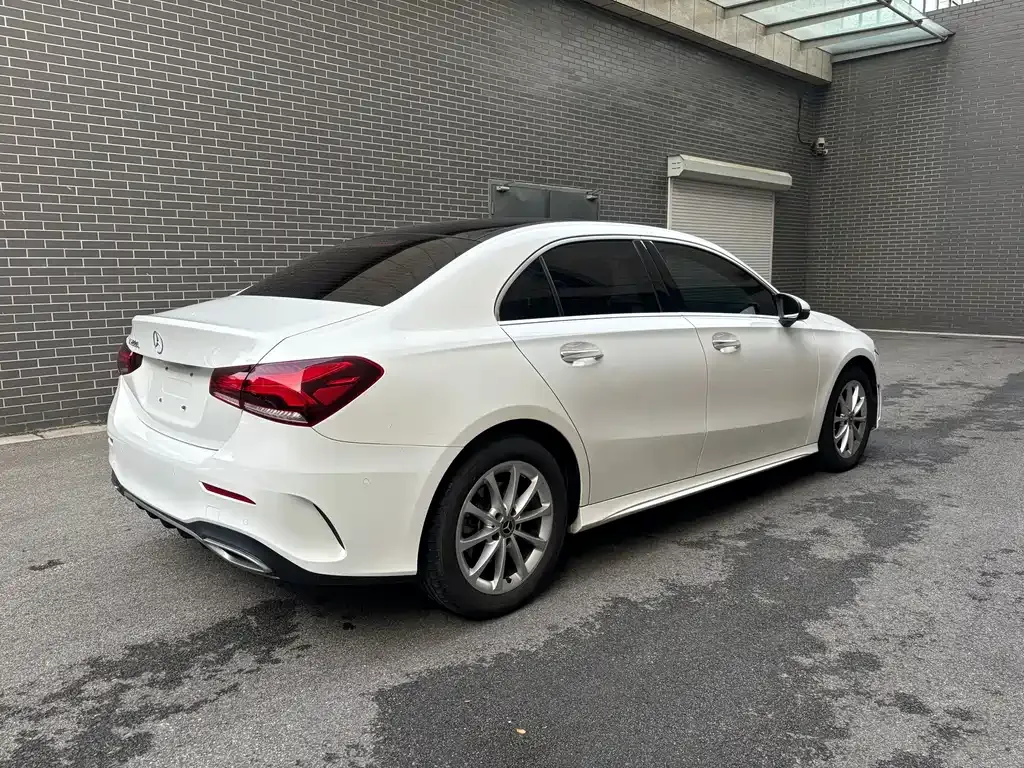 Mercedes-Benz A-Class — фото 4