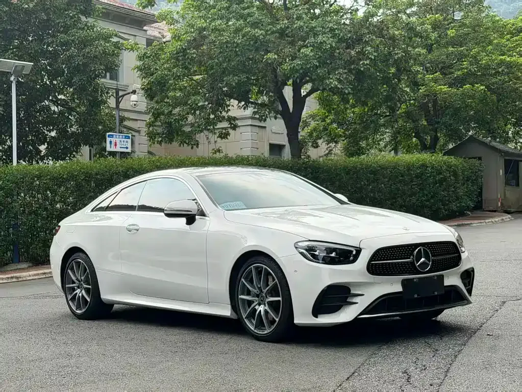 Mercedes-Benz E-Class (Import) — фото 3