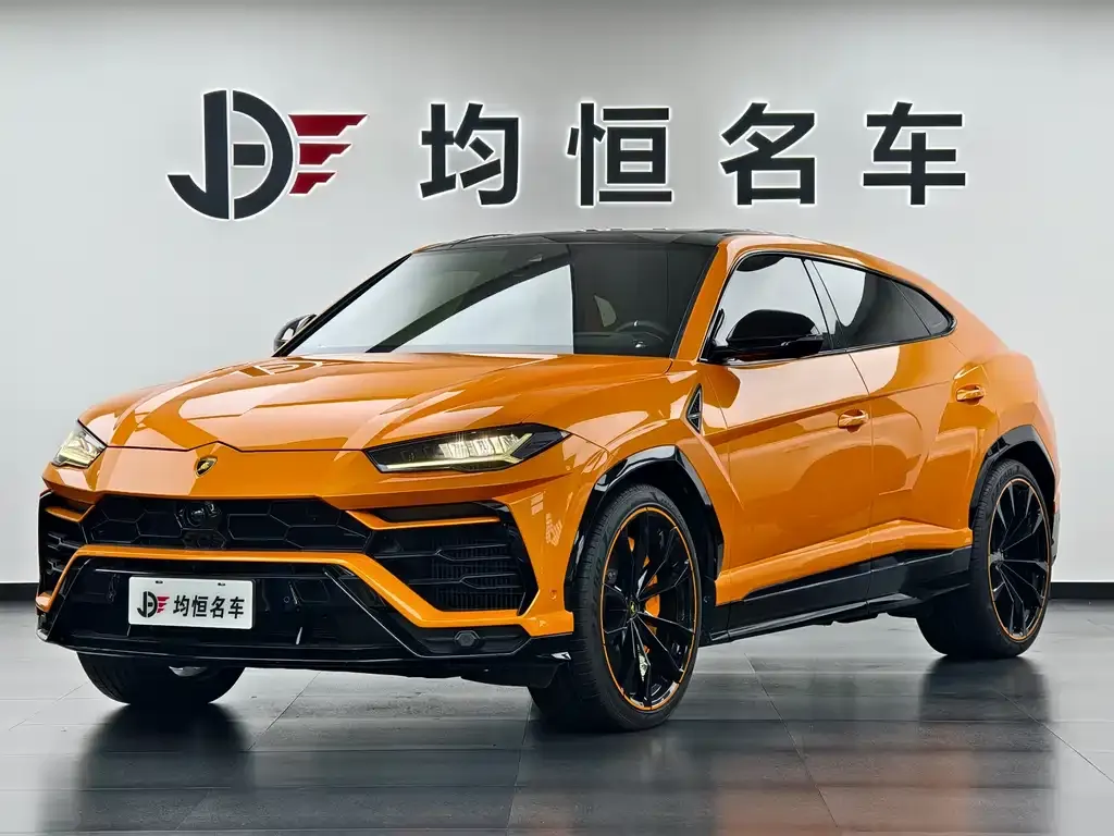 Lamborghini Urus — фото 1