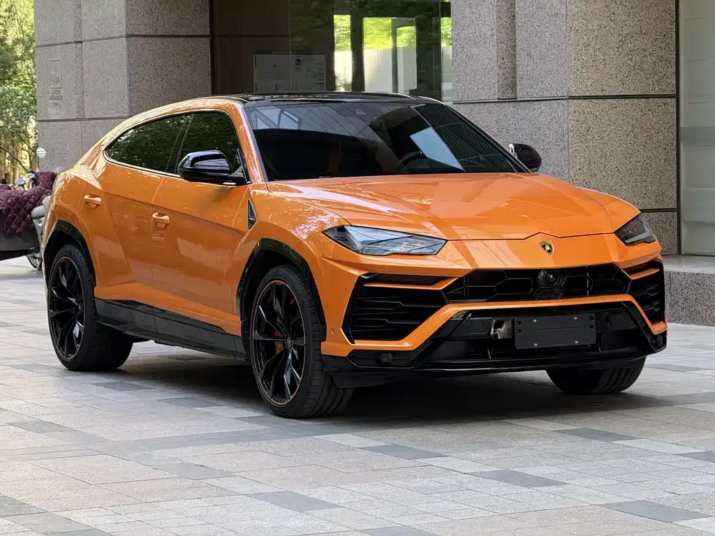 Lamborghini Urus — фото 2