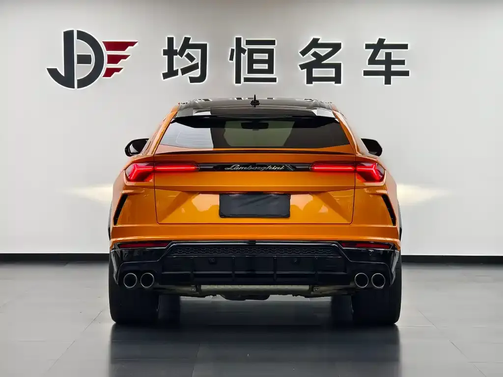 Lamborghini Urus — фото 7