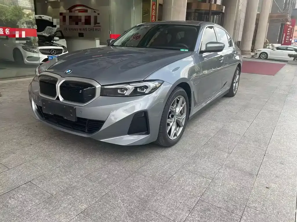 BMW i3 — фото 1