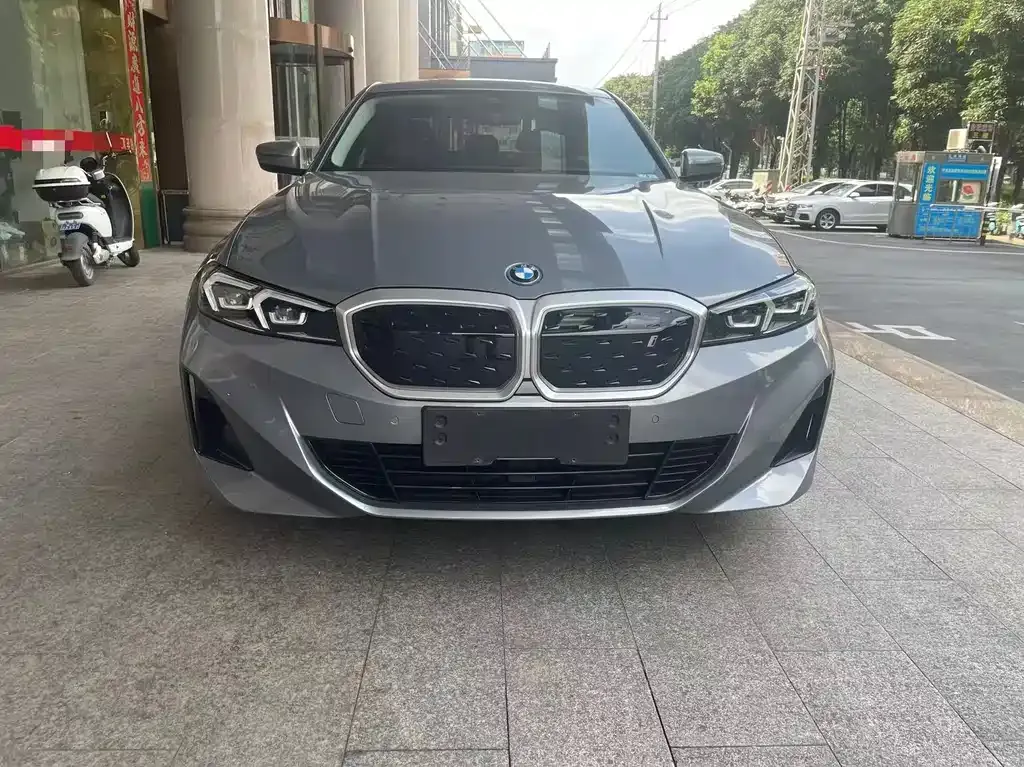 BMW i3 — фото 2