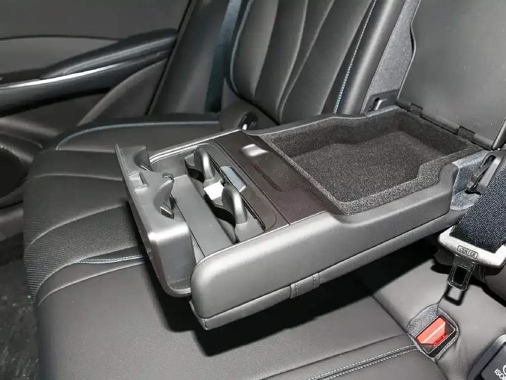 BYD Seal — фото 6