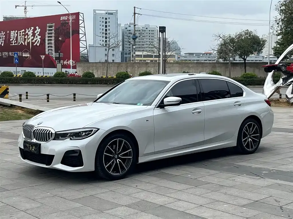 BMW 3 Series — фото 1