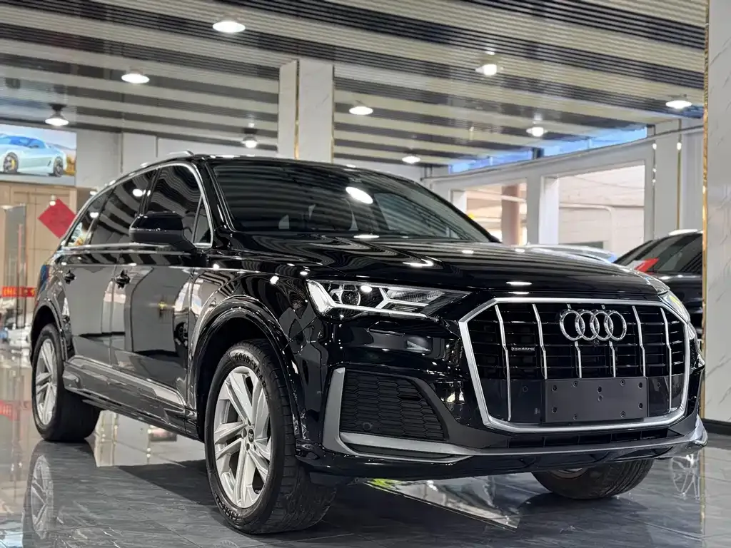 Audi Q7 — фото 3
