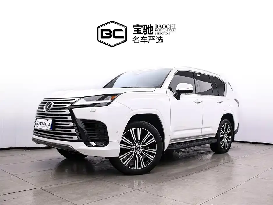 Lexus LX — фото 1
