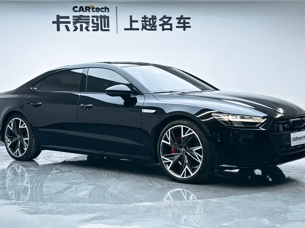 Audi A7L — фото 2
