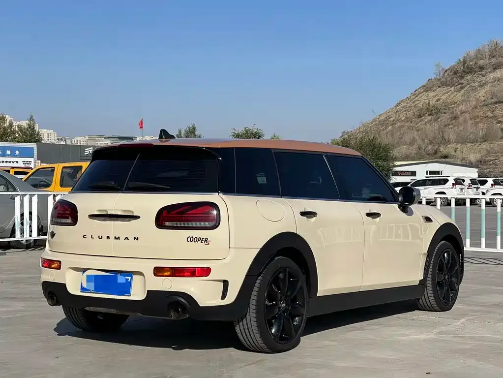 MINI Clubman — фото 4