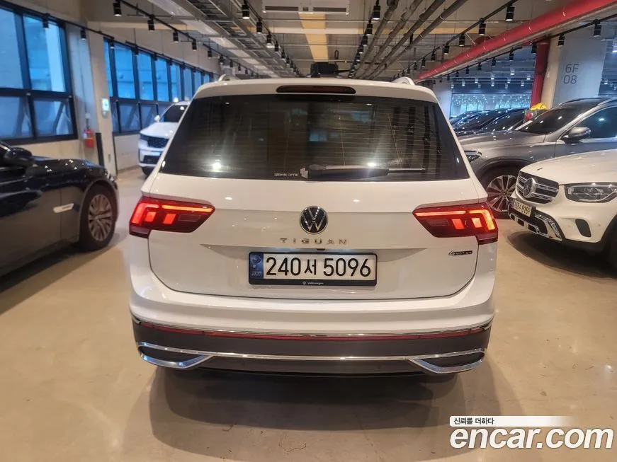 Volkswagen Tiguan — фото 4