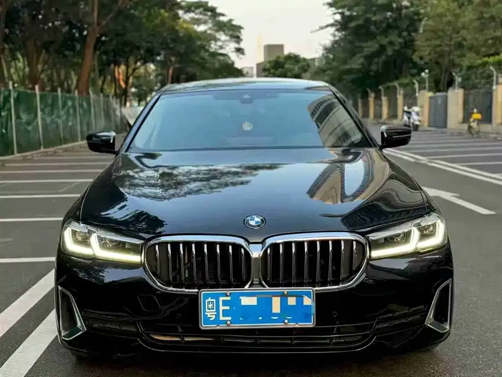 BMW 5 Series — фото 2