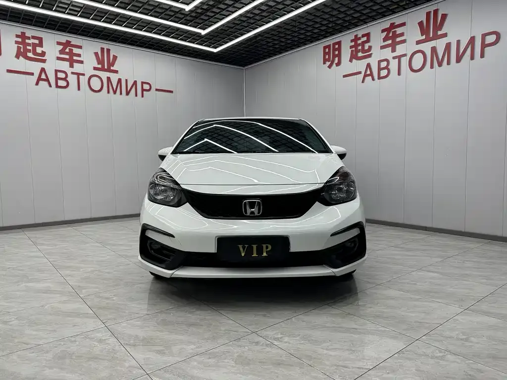Honda Fit — фото 3