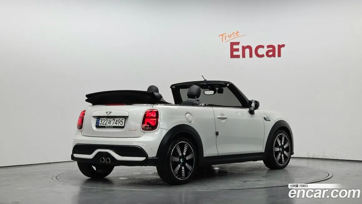 Mini Cooper Convertible — фото 2