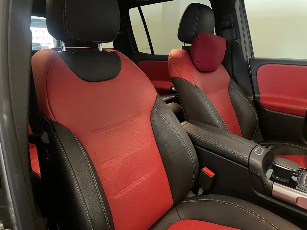 Mercedes-Benz GLB AMG — фото 5