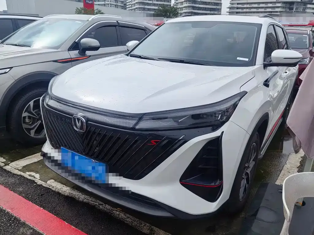 Changan CS75PLUS — фото 1