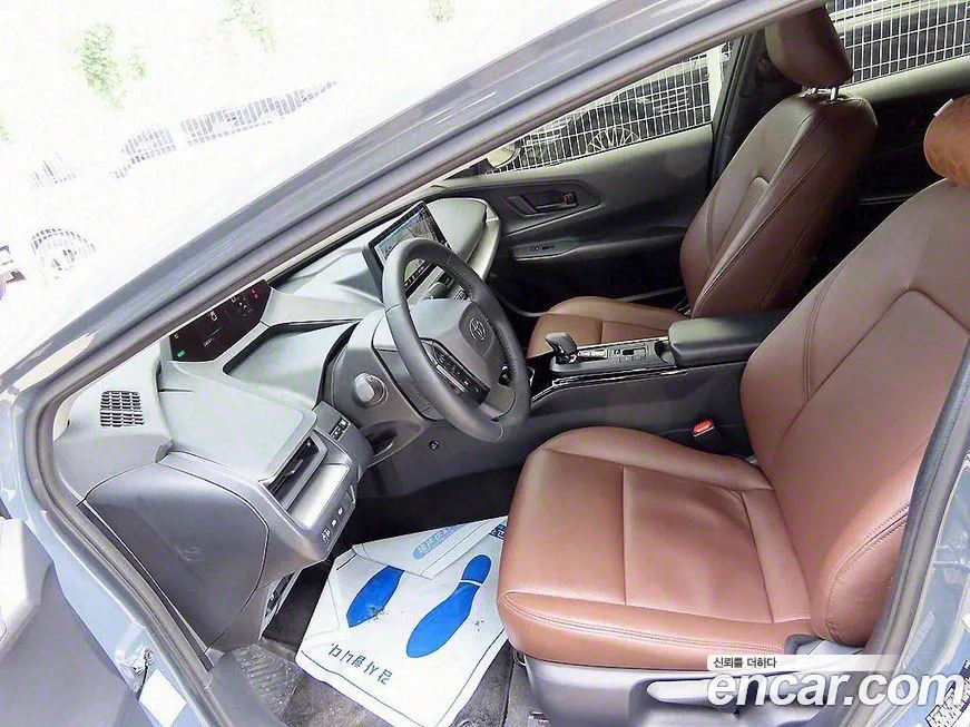 Toyota Prius — фото 5