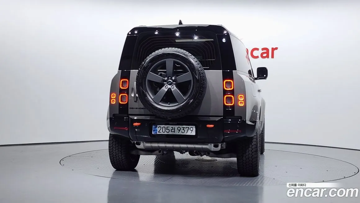 Land Rover Defender — фото 4