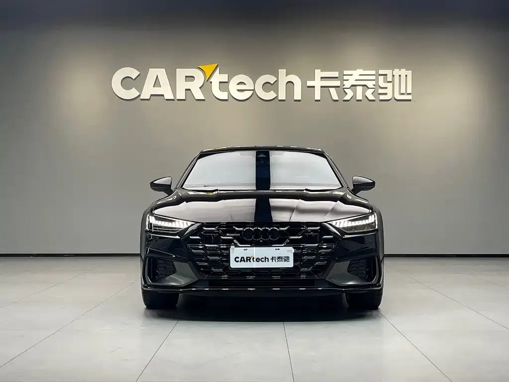 Audi A7L — фото 2