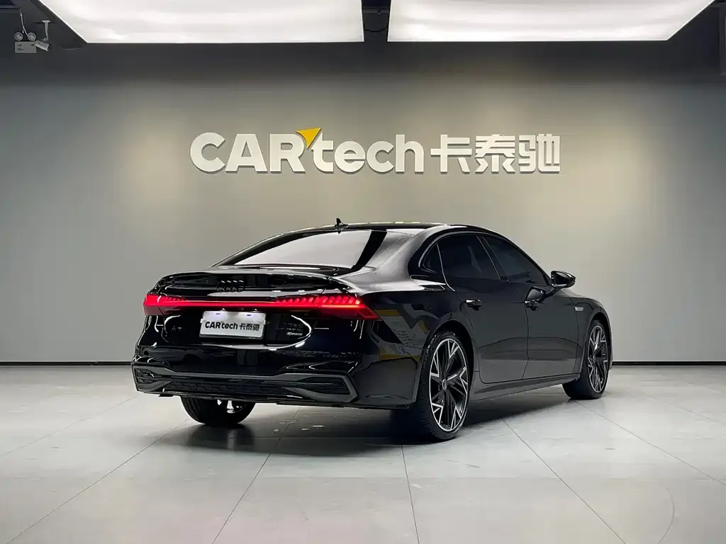 Audi A7L — фото 4