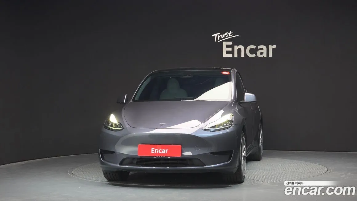 Tesla Model Y — фото 3