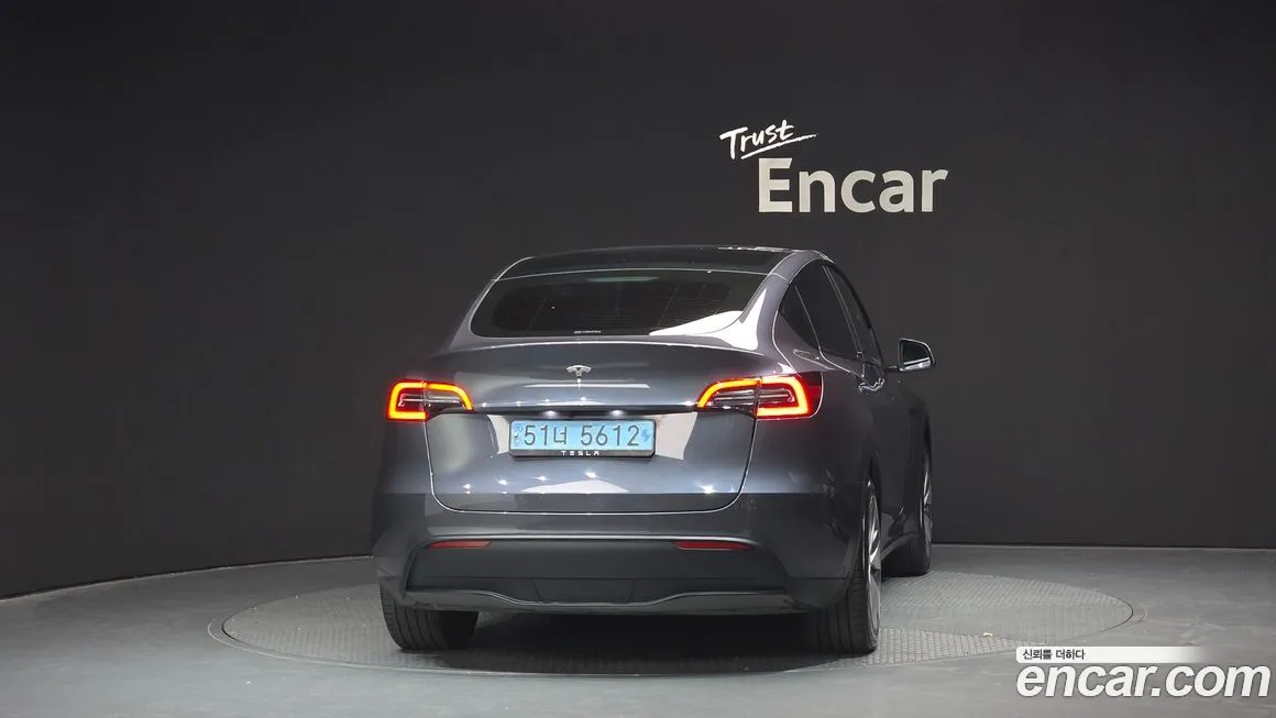Tesla Model Y — фото 4