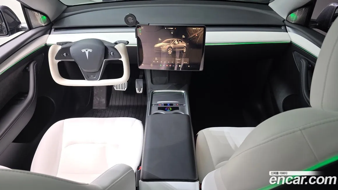 Tesla Model Y — фото 7