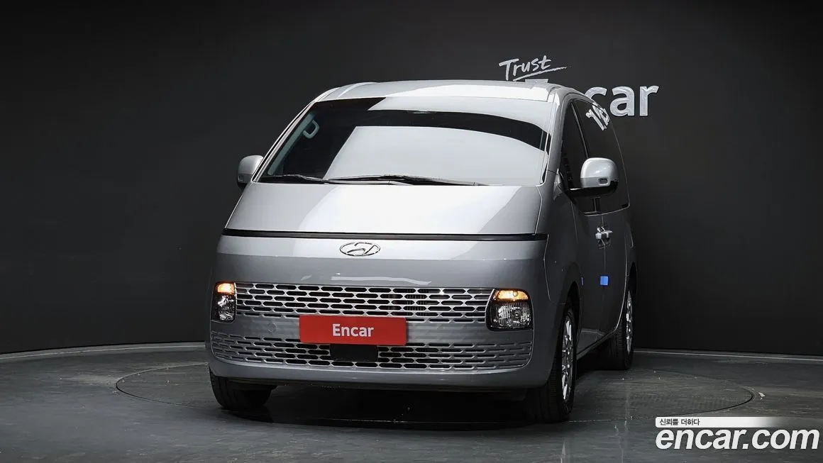Hyundai Staria — фото 3