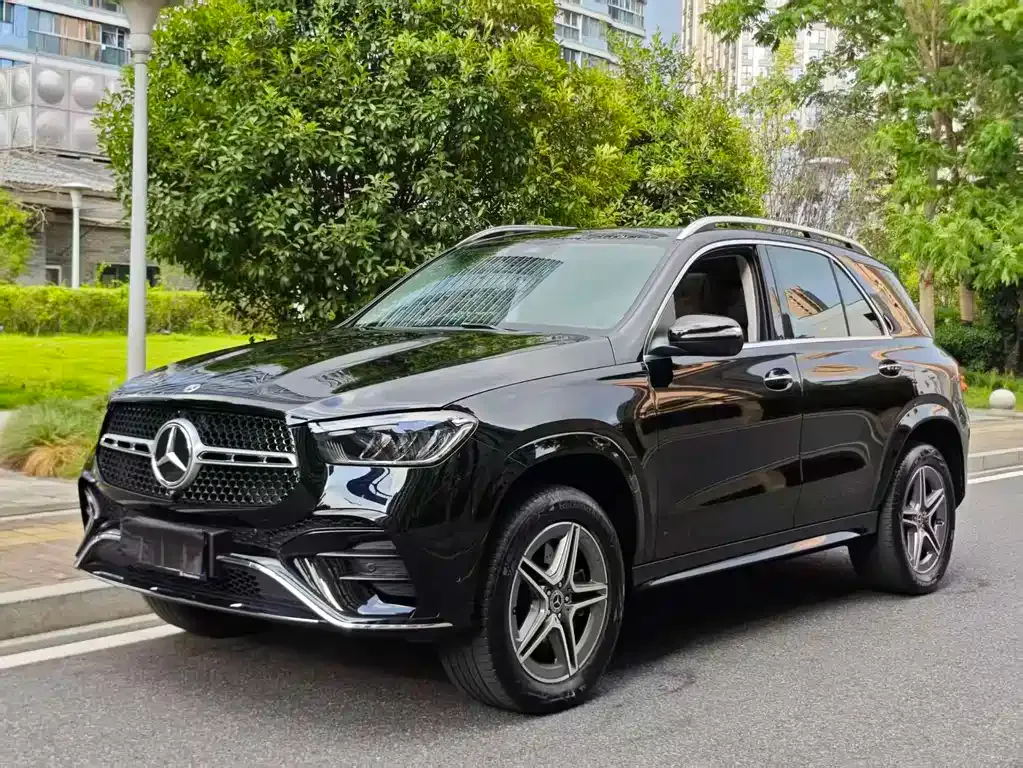 Mercedes-Benz GLE — фото 1