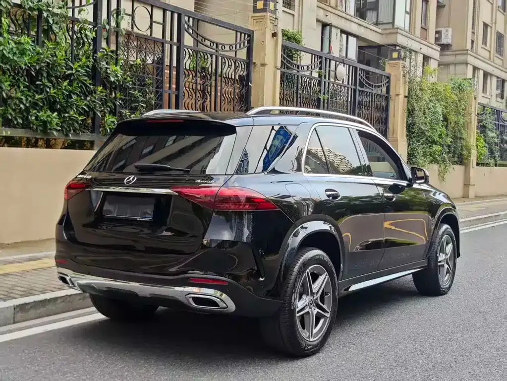 Mercedes-Benz GLE — фото 8