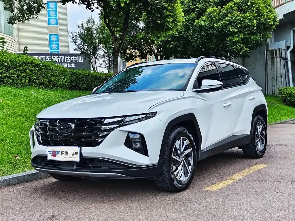 Hyundai Tucson — фото 1