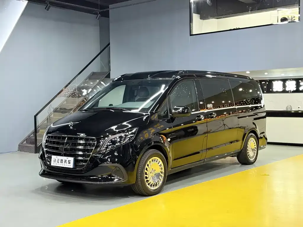 Mercedes-Benz Vito — фото 1