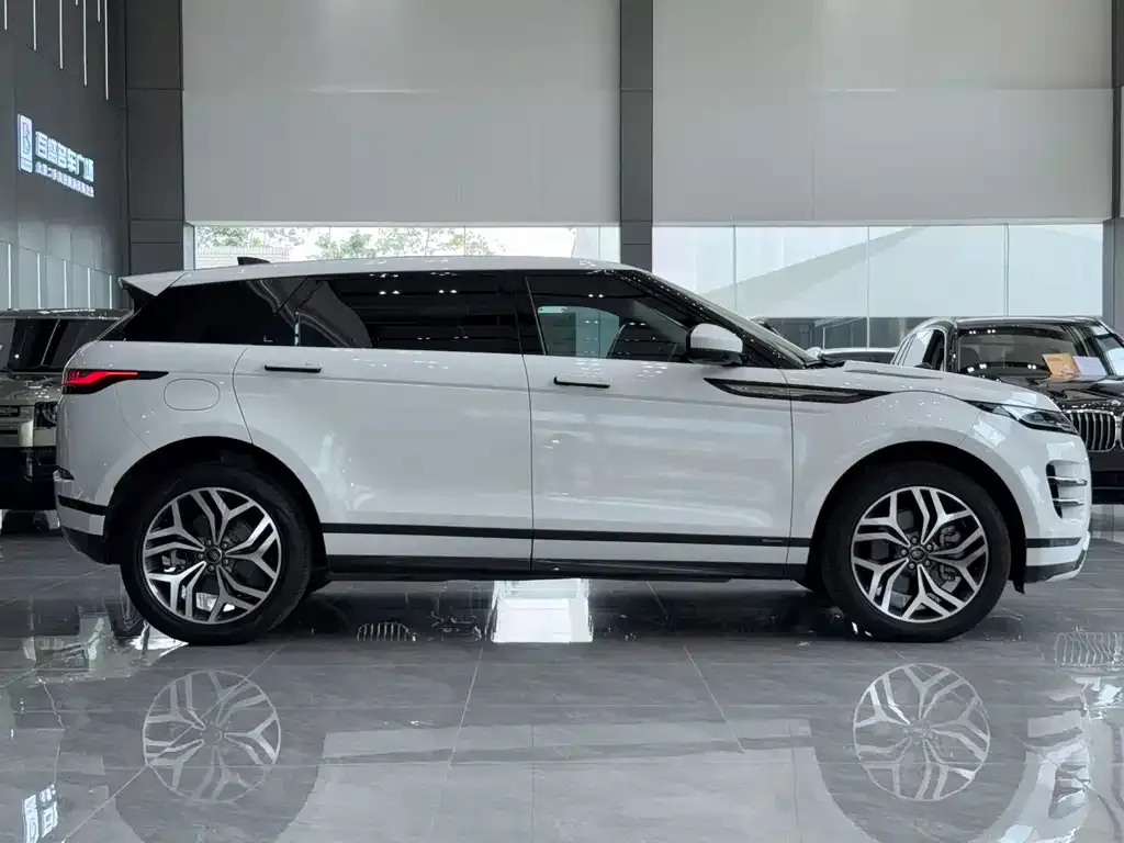 Land Rover Evoque — фото 9