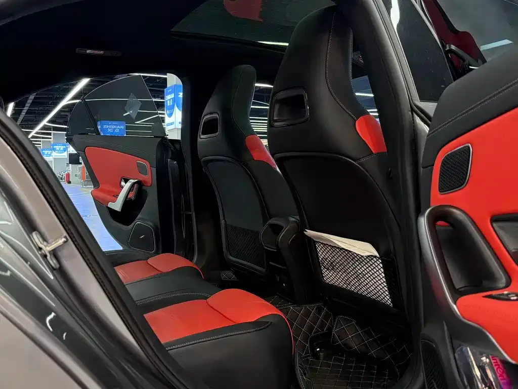 Mercedes-Benz CLA AMG — фото 10