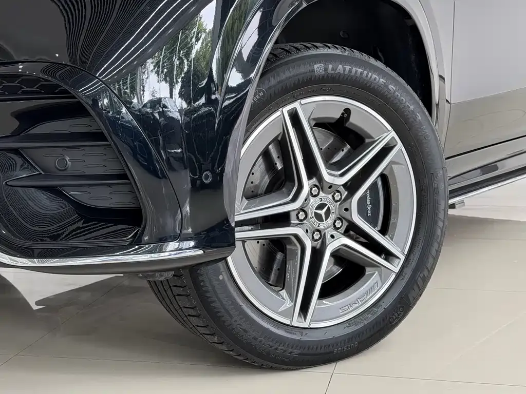 Mercedes-Benz GLE — фото 5
